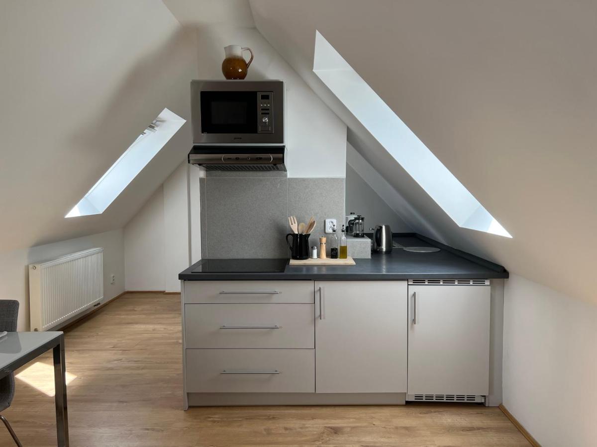 Sova Apartment Hostka  ภายนอก รูปภาพ